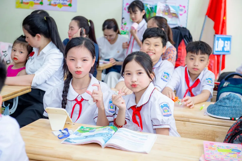 Sách và tài liệu ôn tập